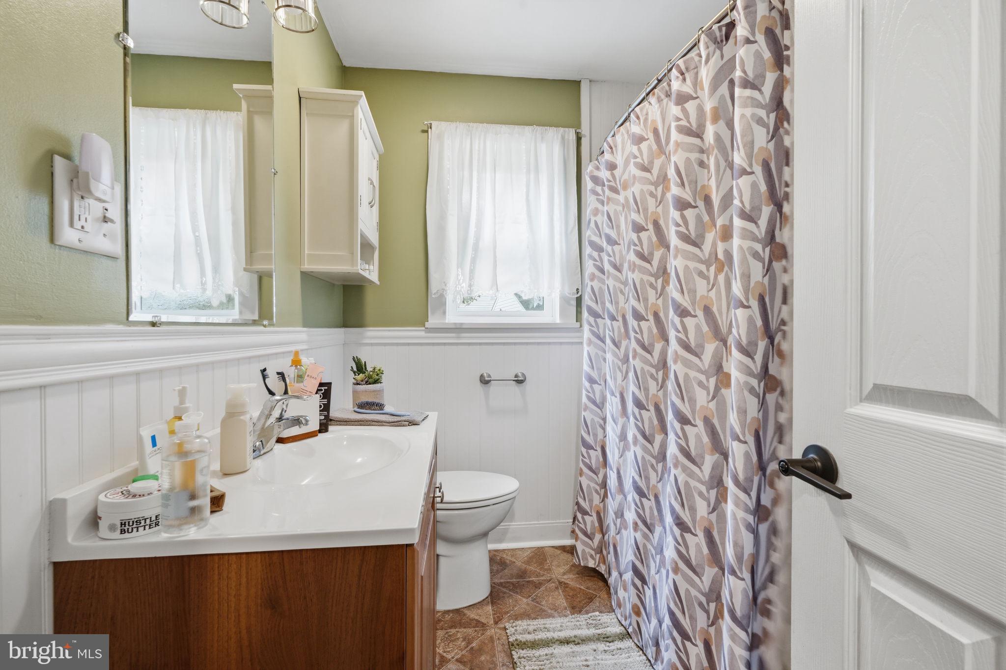 20 Poplar Road Ringoes, NJ 08551 - Photo 17 of 44 Charming bathroom with natural light.