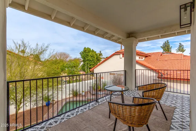 $1,634,000 | 242 West Royal Palm Road, Phoenix, AZ 85021