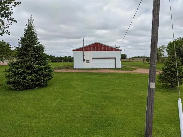 $75,000 | 102590 County C, Spencer, WI 54479