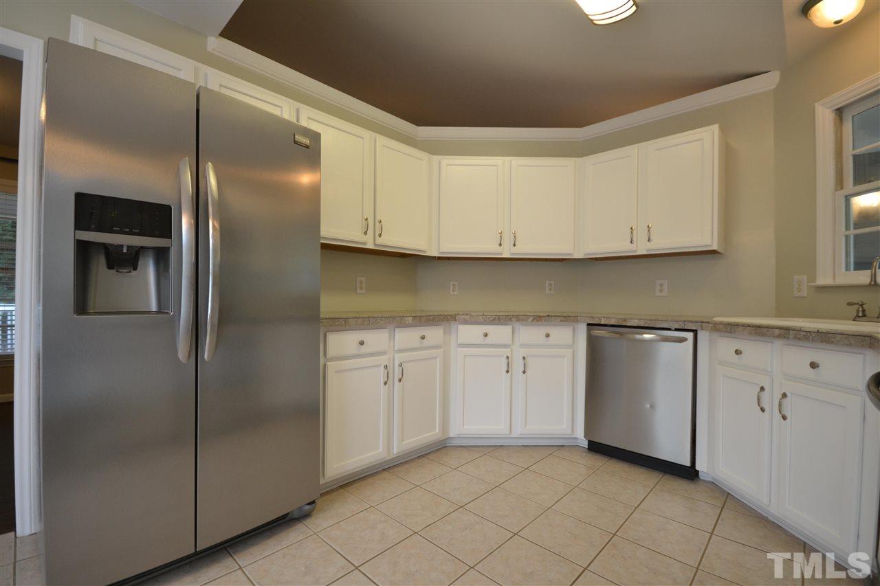 2108 Cardhu Way Raleigh, NC 27603 - Photo 5 of 28