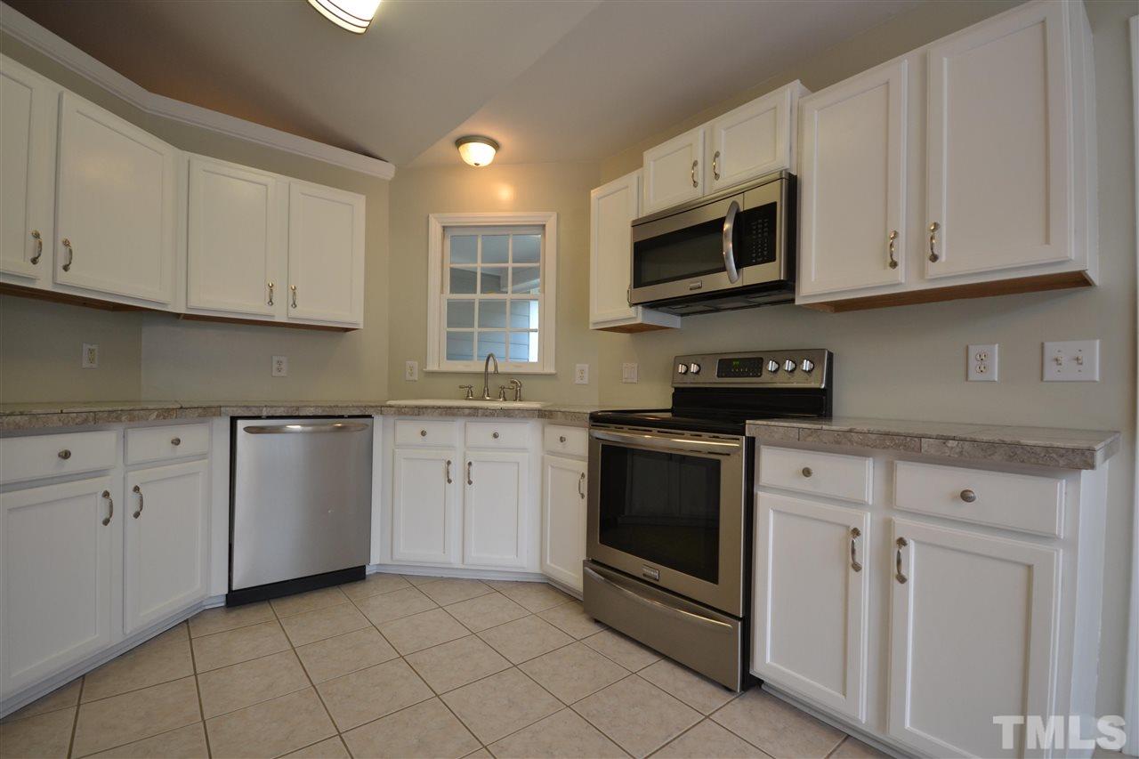 2108 Cardhu Way Raleigh, NC 27603 - Photo 6 of 28