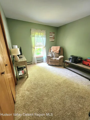 $450,000 | 42 Overlook Court, Hudson, NY 12534