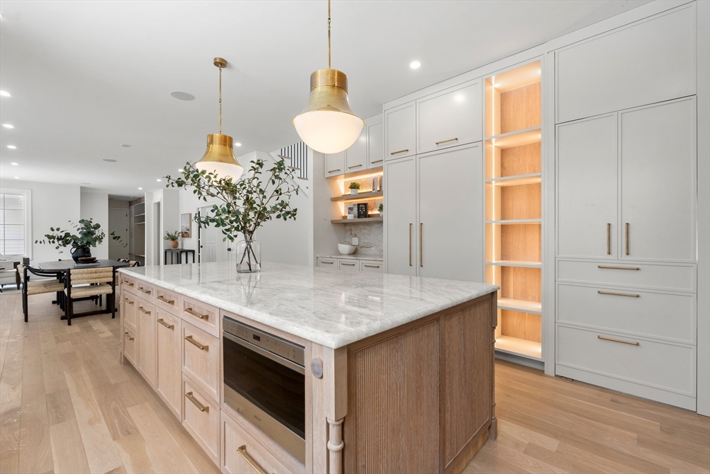 57 Westcliff Road Weston, MA 02493 - Photo 6 of 42 Gallery Image 6