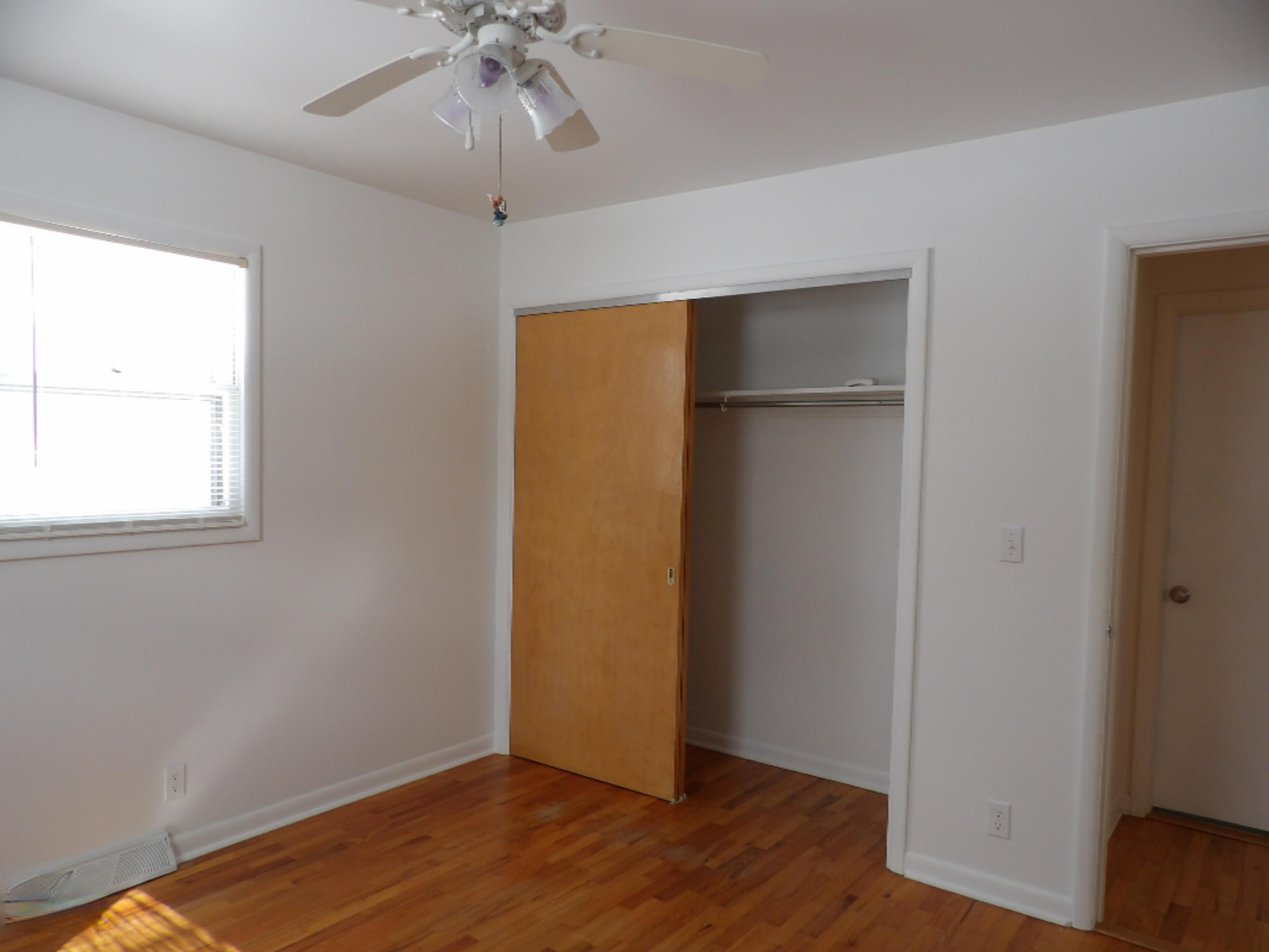 185 Brooks Road South Muskegon, MI 49442 - Photo 15 of 26 101_0096