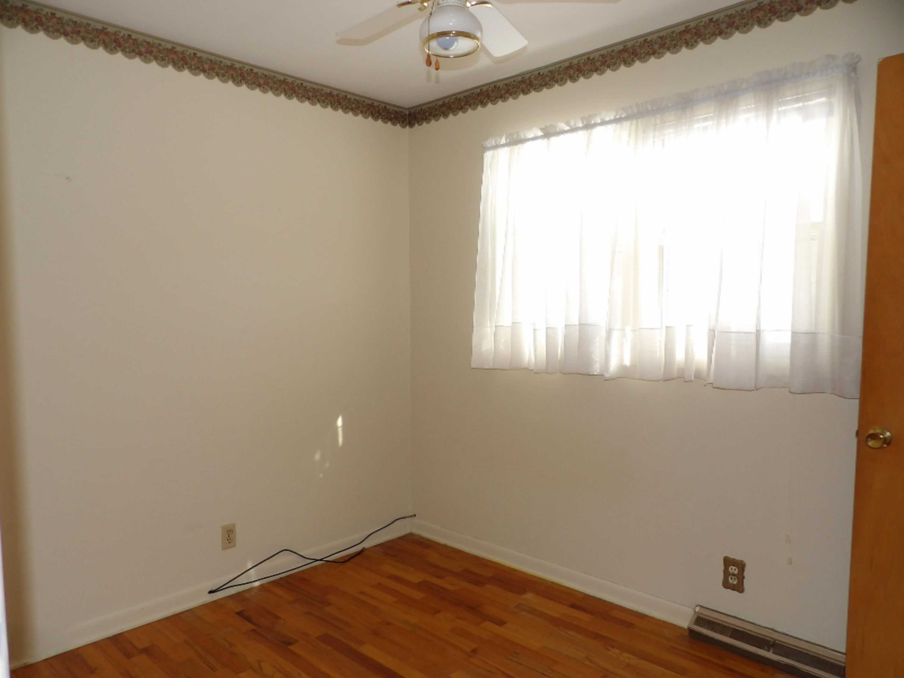 185 Brooks Road South Muskegon, MI 49442 - Photo 16 of 26 101_0097