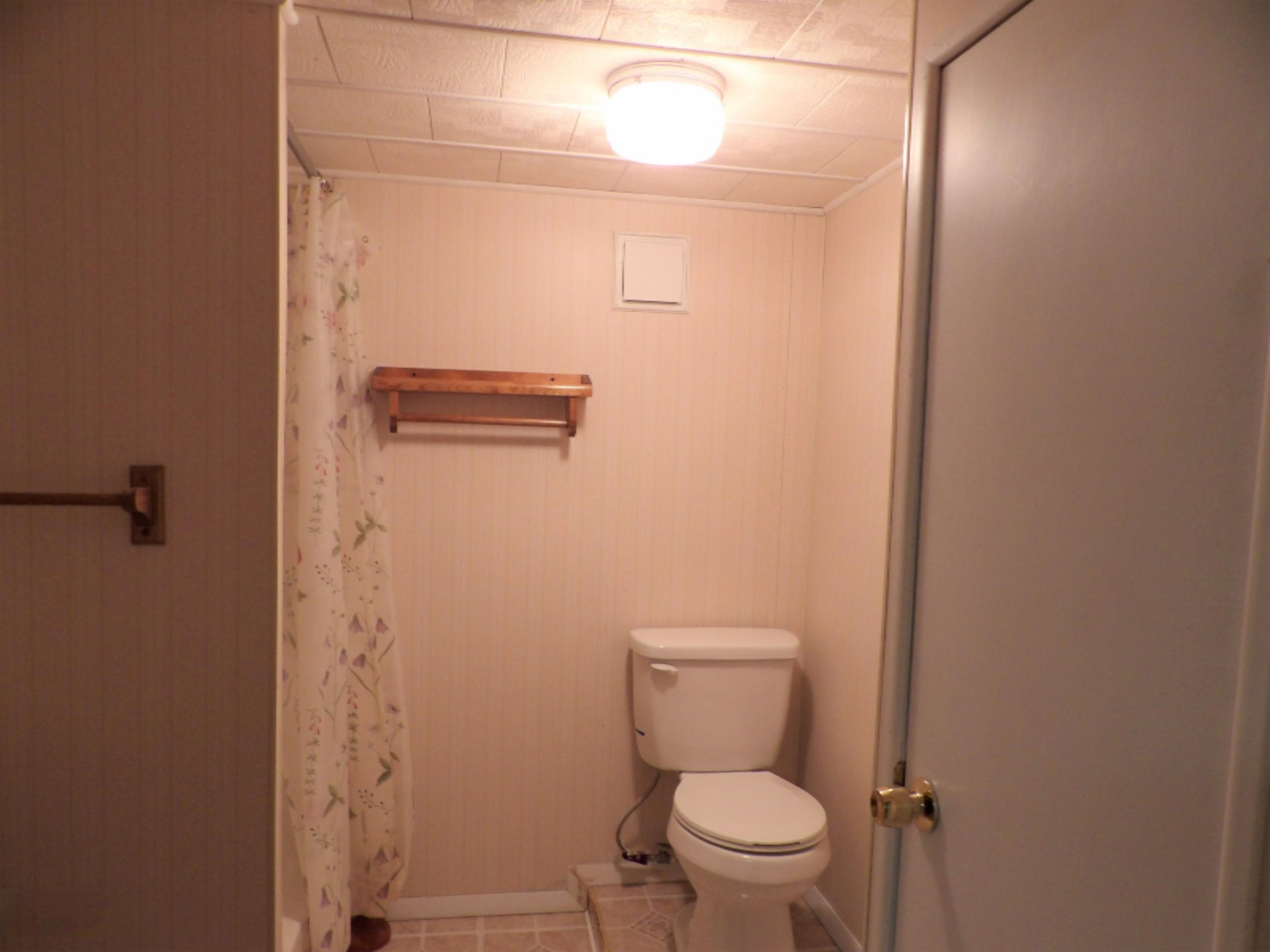 185 Brooks Road South Muskegon, MI 49442 - Photo 24 of 26 101_0107 (2)