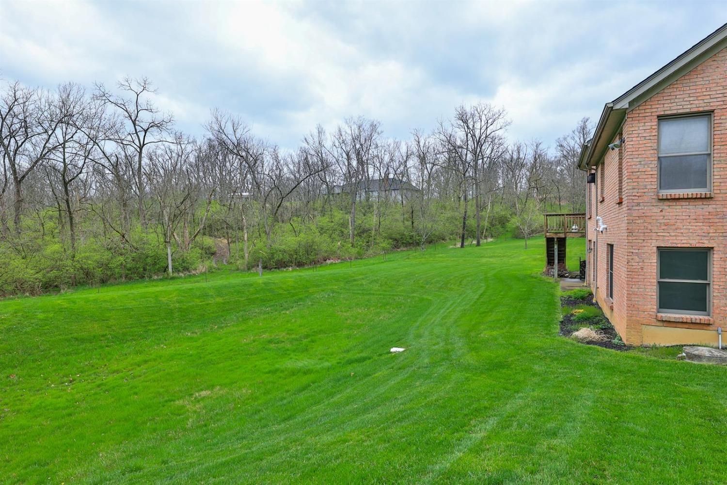 10025 Pebble Ridge Lane Cincinnati, OH 45252 - Photo 38 of 45 Gallery Image 38