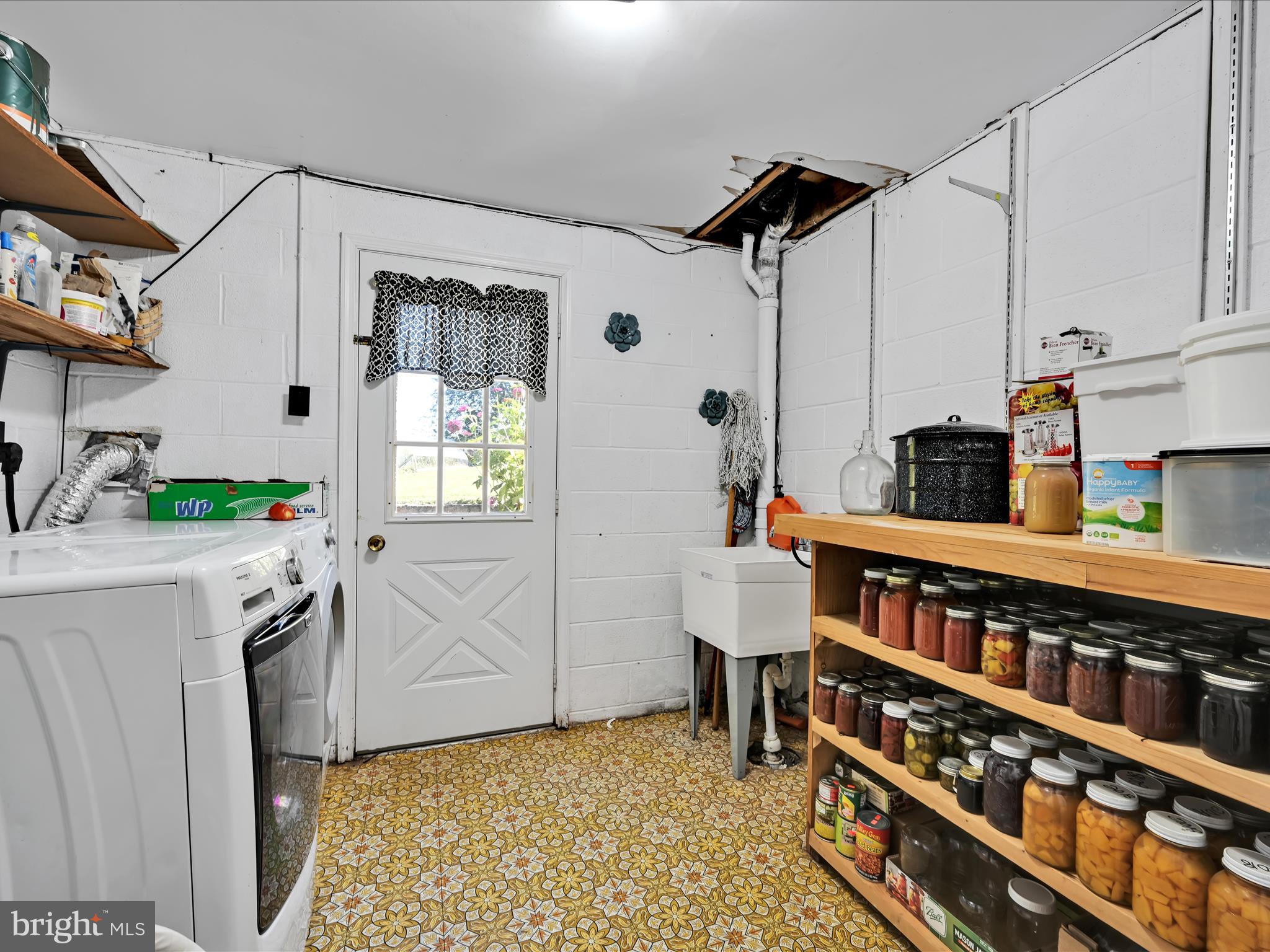 505 Hertzog Valley Road Denver, PA 17517 - Photo 30 of 41 Laundry Area