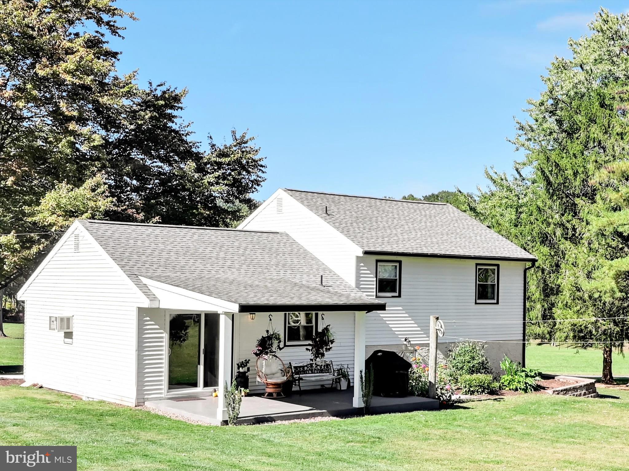 505 Hertzog Valley Road Denver, PA 17517 - Photo 31 of 41 Exterior Back