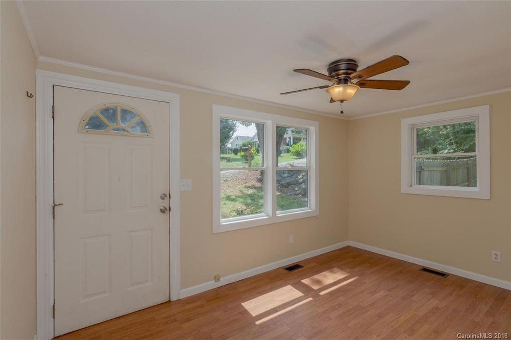21 Gossett Road Candler, NC 28715 - Photo 8 of 19 Gallery Image 8