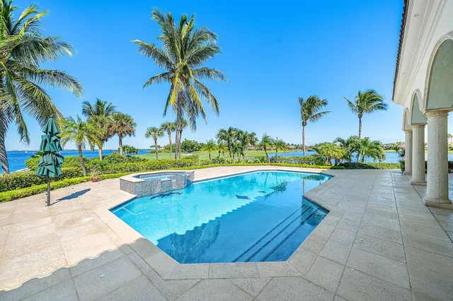 $7,995,000 | 6381 Southeast Harbor Circle, Stuart, FL 34996