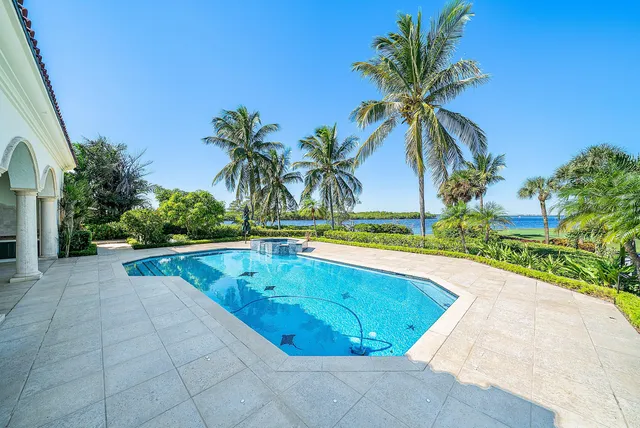 $7,995,000 | 6381 Southeast Harbor Circle, Stuart, FL 34996