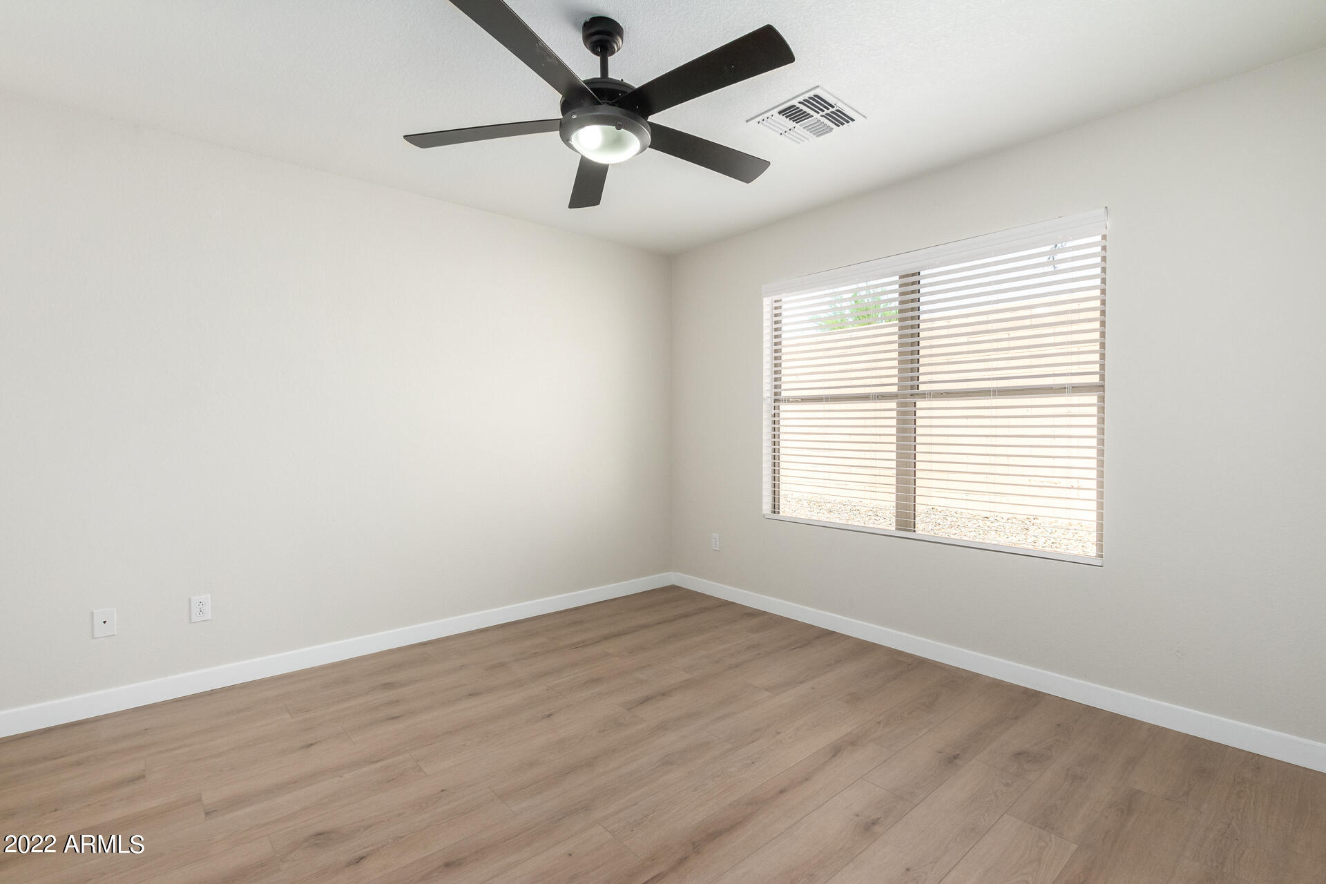 3393 South Conestoga Road Apache Junction, AZ 85119 - Photo 15 of 26 Primary