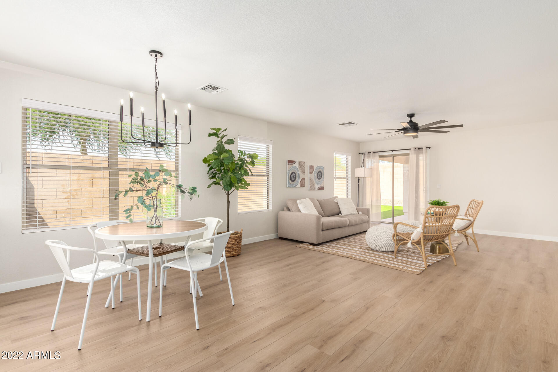 3393 South Conestoga Road Apache Junction, AZ 85119 - Photo 8 of 26 Entry