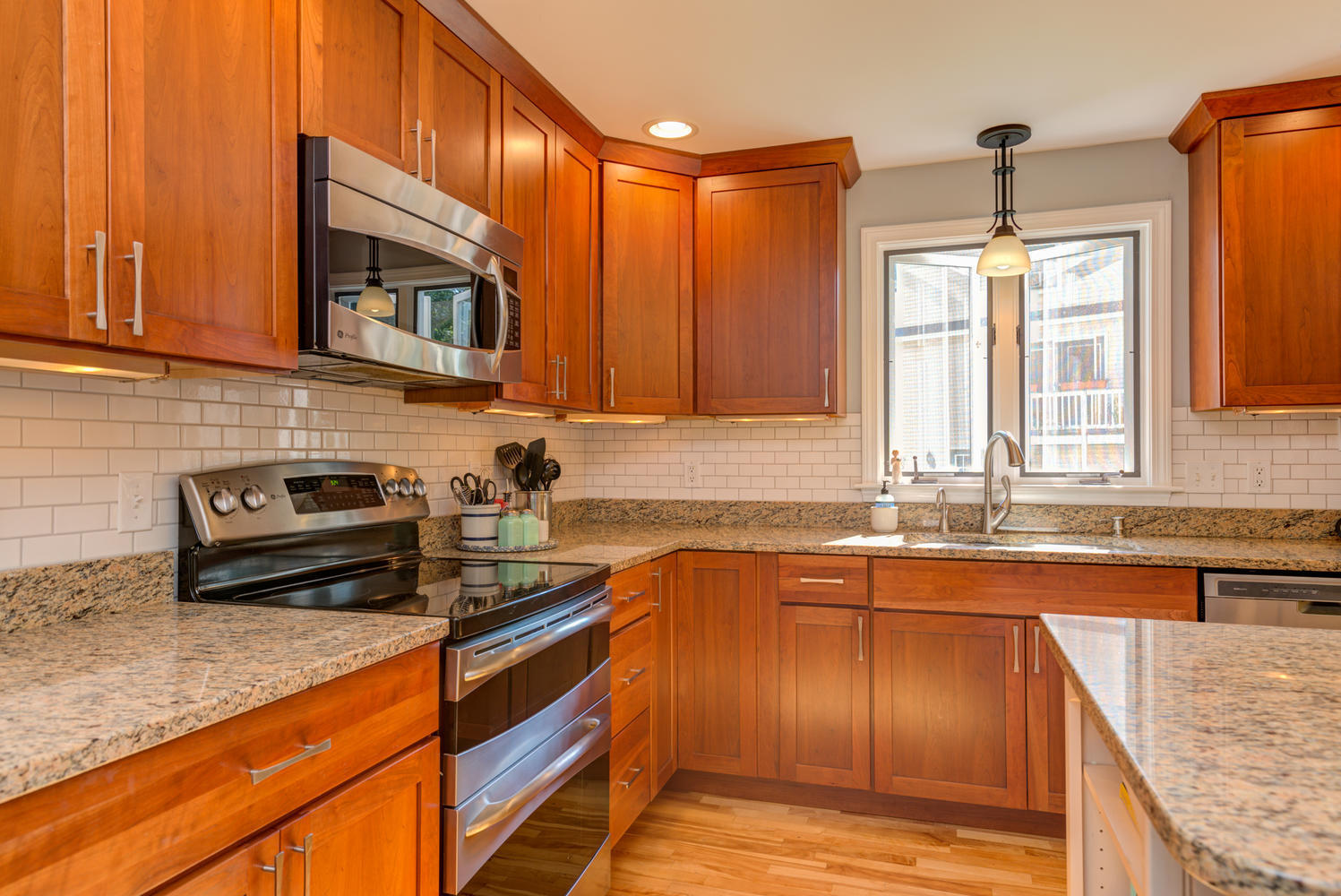 24 Jameco Mill Road Scarborough, ME 04074 - Photo 12 of 58 Kitchen
