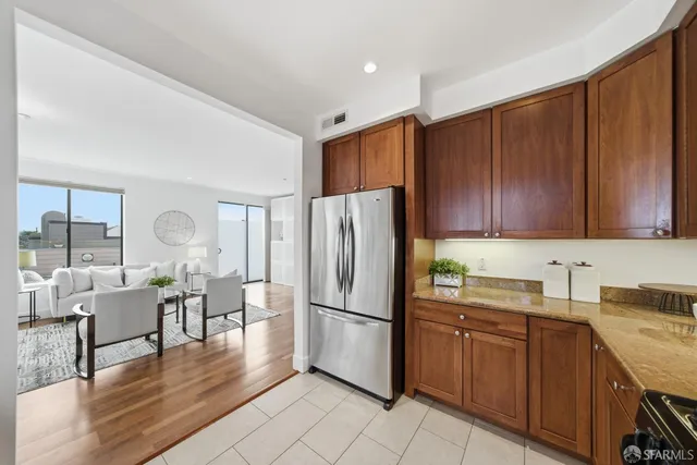 $929,000 | 2401 44th Avenue, Unit 1, San Francisco, CA 94116