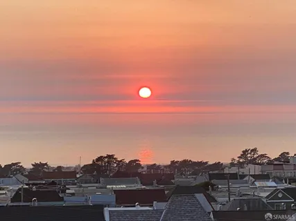 $929,000 | 2401 44th Avenue, Unit 1, San Francisco, CA 94116