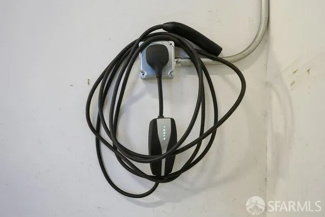 $929,000 | 2401 44th Avenue, Unit 1, San Francisco, CA 94116