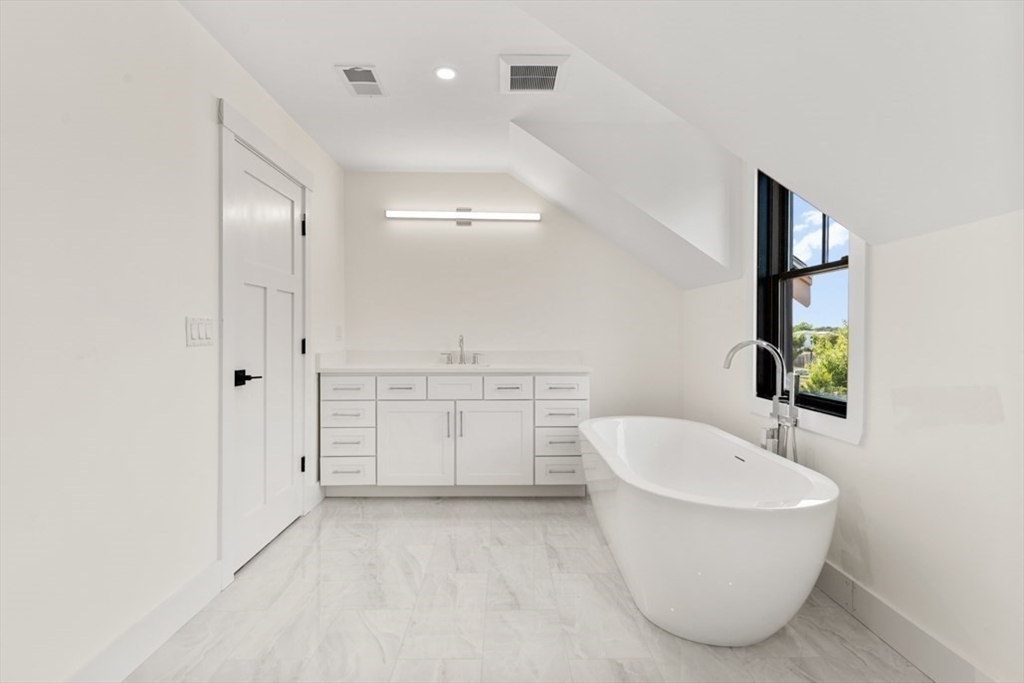 25 Beach Grass Road Nantucket, MA 02554 - Photo 31 of 42 Gallery Image 31
