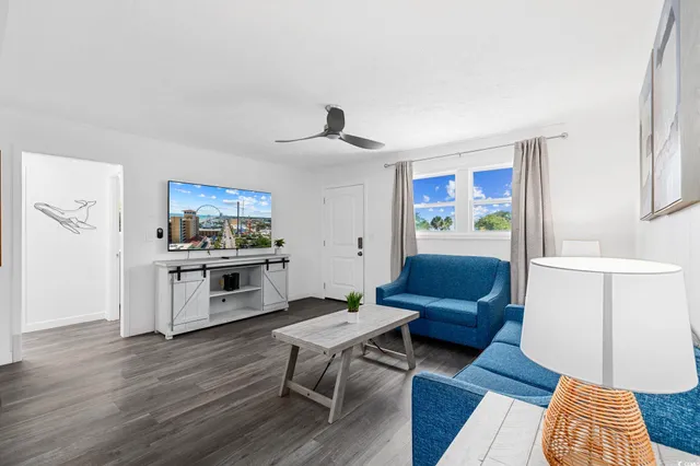 $1,075 | 409 17th Avenue North, Unit 1, Myrtle Beach, SC 29577