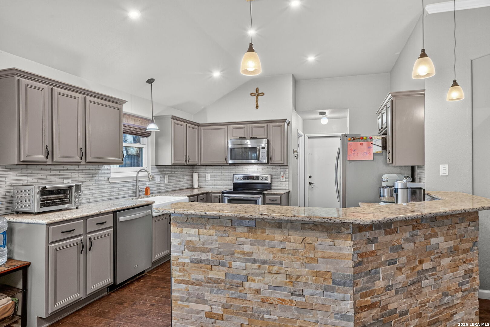 1009 Sandy Ridge Circle Schertz, TX 78154 - Photo 13 of 42