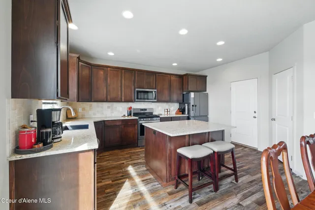 $649,900 | 1622 North Minam Loop, Post Falls, ID 83854