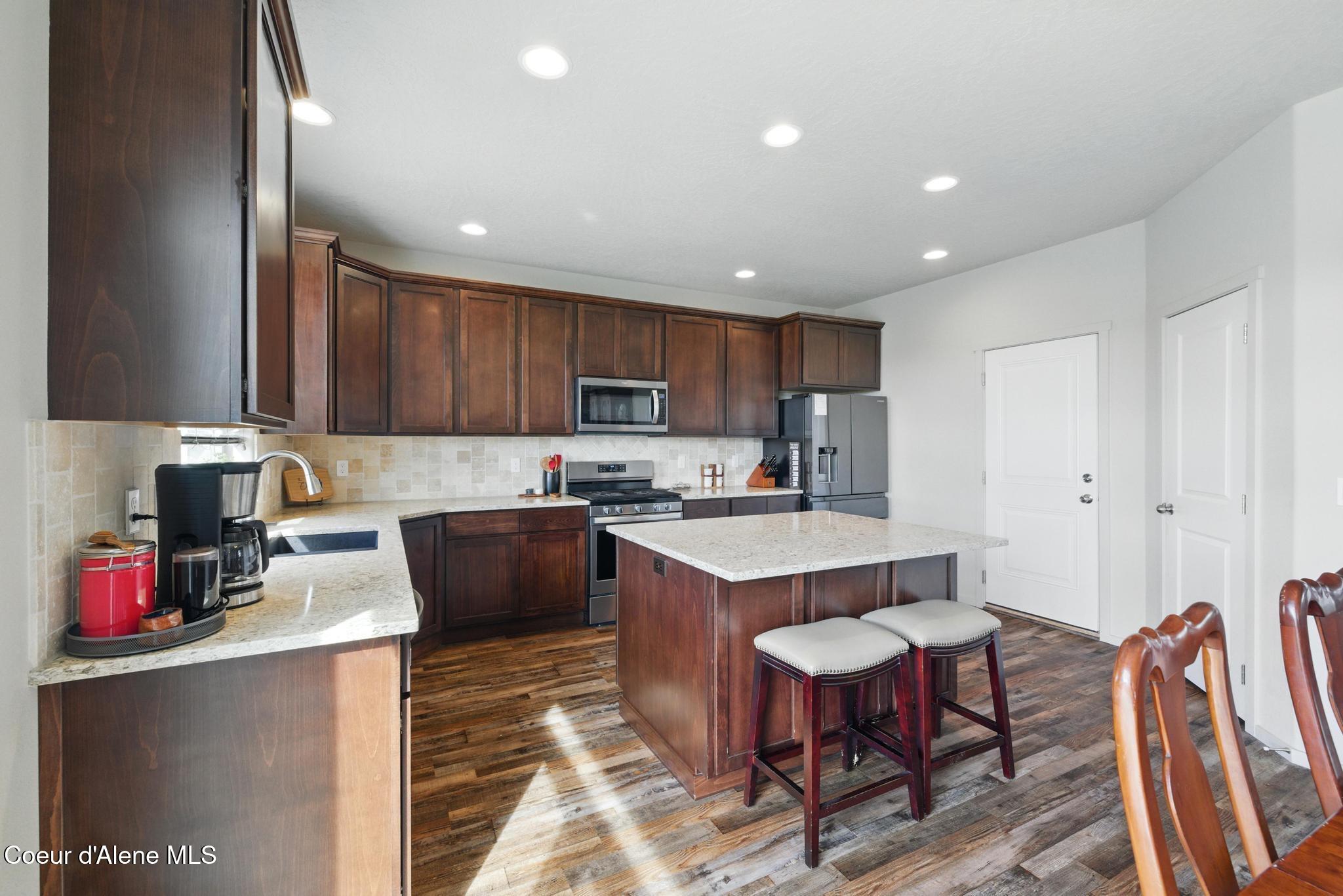 1622 North Minam Loop Post Falls, ID 83854 - Photo 11 of 57 IMG_9014