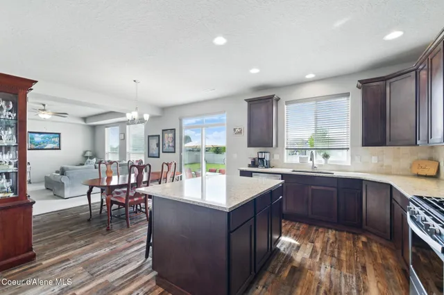 $649,900 | 1622 North Minam Loop, Post Falls, ID 83854