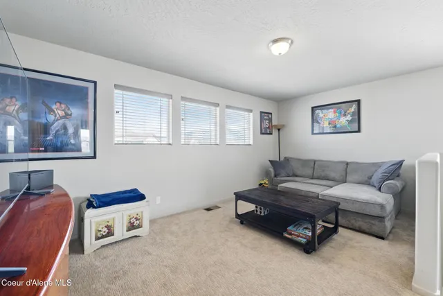 $649,900 | 1622 North Minam Loop, Post Falls, ID 83854