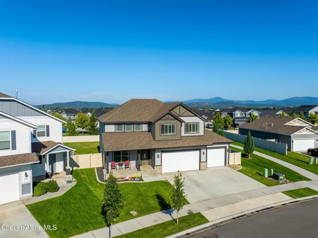 $649,900 | 1622 North Minam Loop, Post Falls, ID 83854