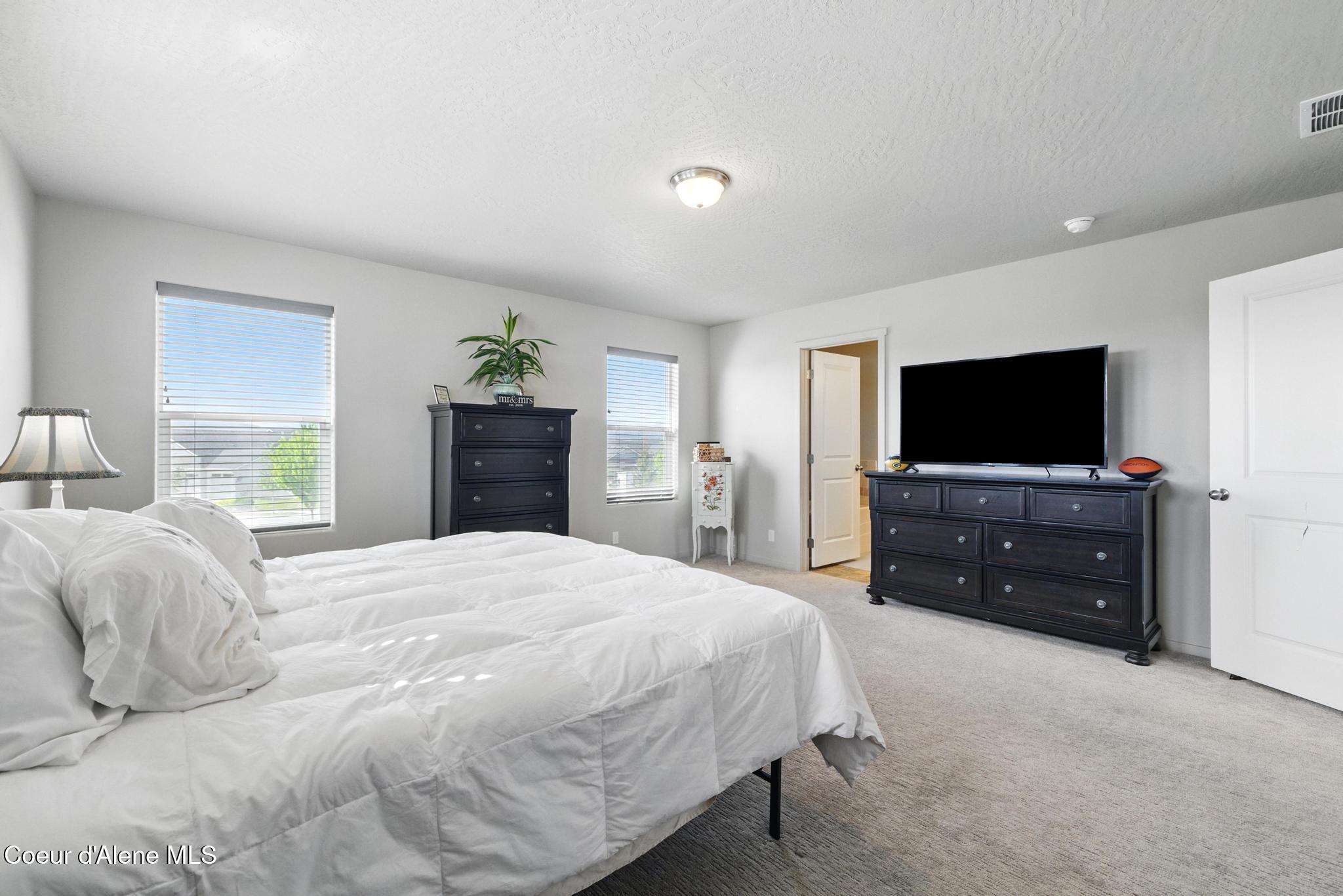 1622 North Minam Loop Post Falls, ID 83854 - Photo 22 of 57 IMG_8998