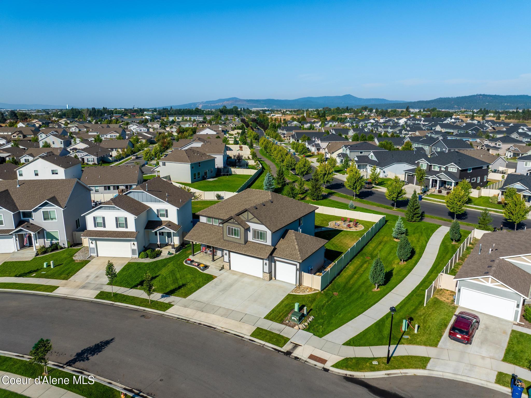 1622 North Minam Loop Post Falls, ID 83854 - Photo 4 of 57 DJI_20250919005915_0051_D-HDR