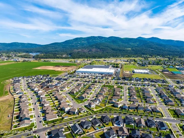 $649,900 | 1622 North Minam Loop, Post Falls, ID 83854