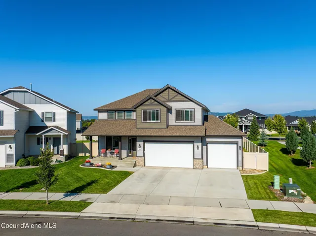 $649,900 | 1622 North Minam Loop, Post Falls, ID 83854