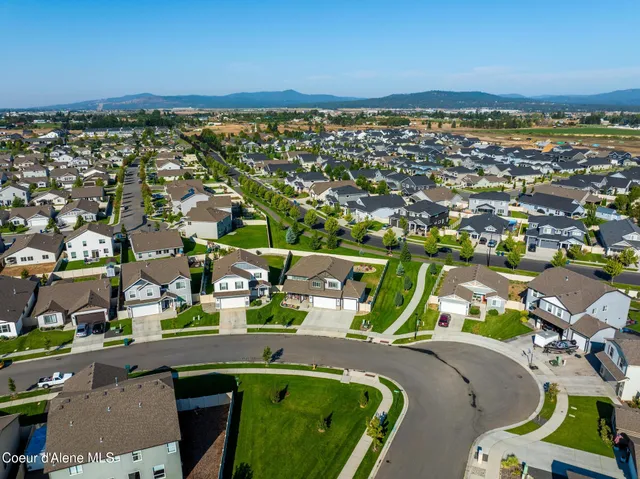 $649,900 | 1622 North Minam Loop, Post Falls, ID 83854