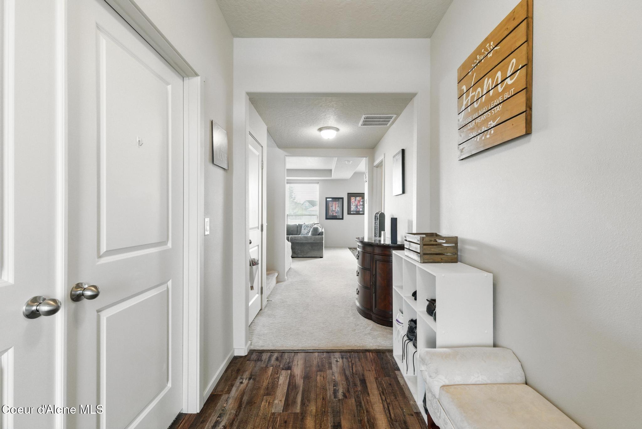 1622 North Minam Loop Post Falls, ID 83854 - Photo 6 of 57 IMG_9009