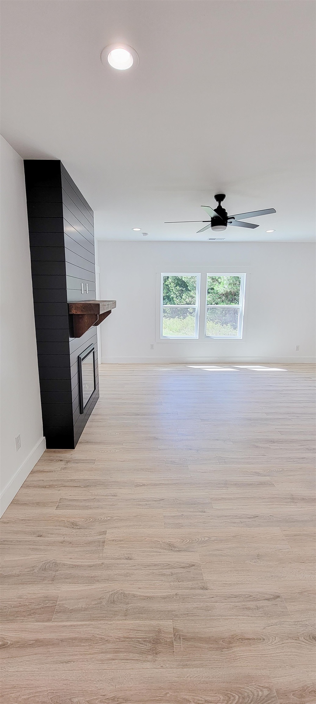 1780 Davis Road Woodruff, SC 29388 - Photo 14 of 31