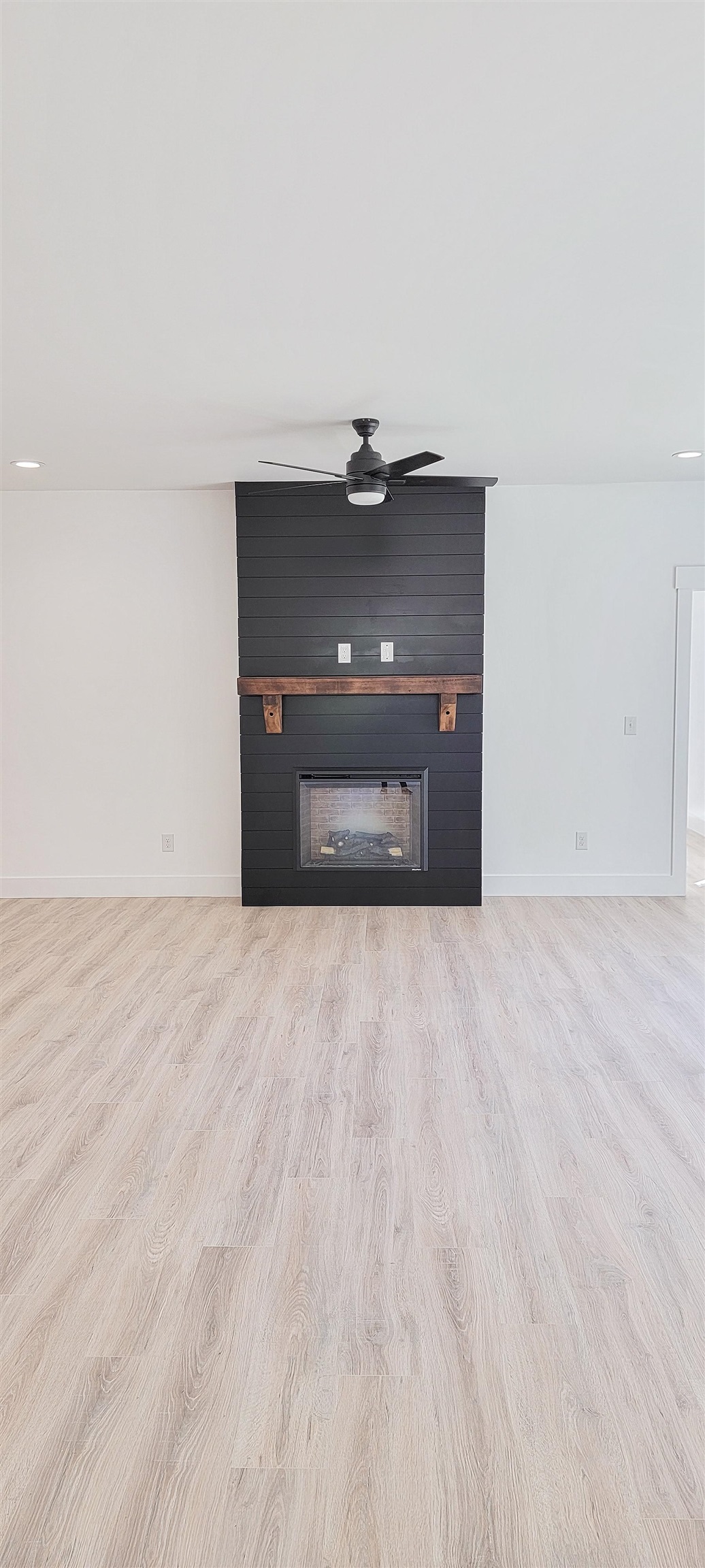 1780 Davis Road Woodruff, SC 29388 - Photo 19 of 31