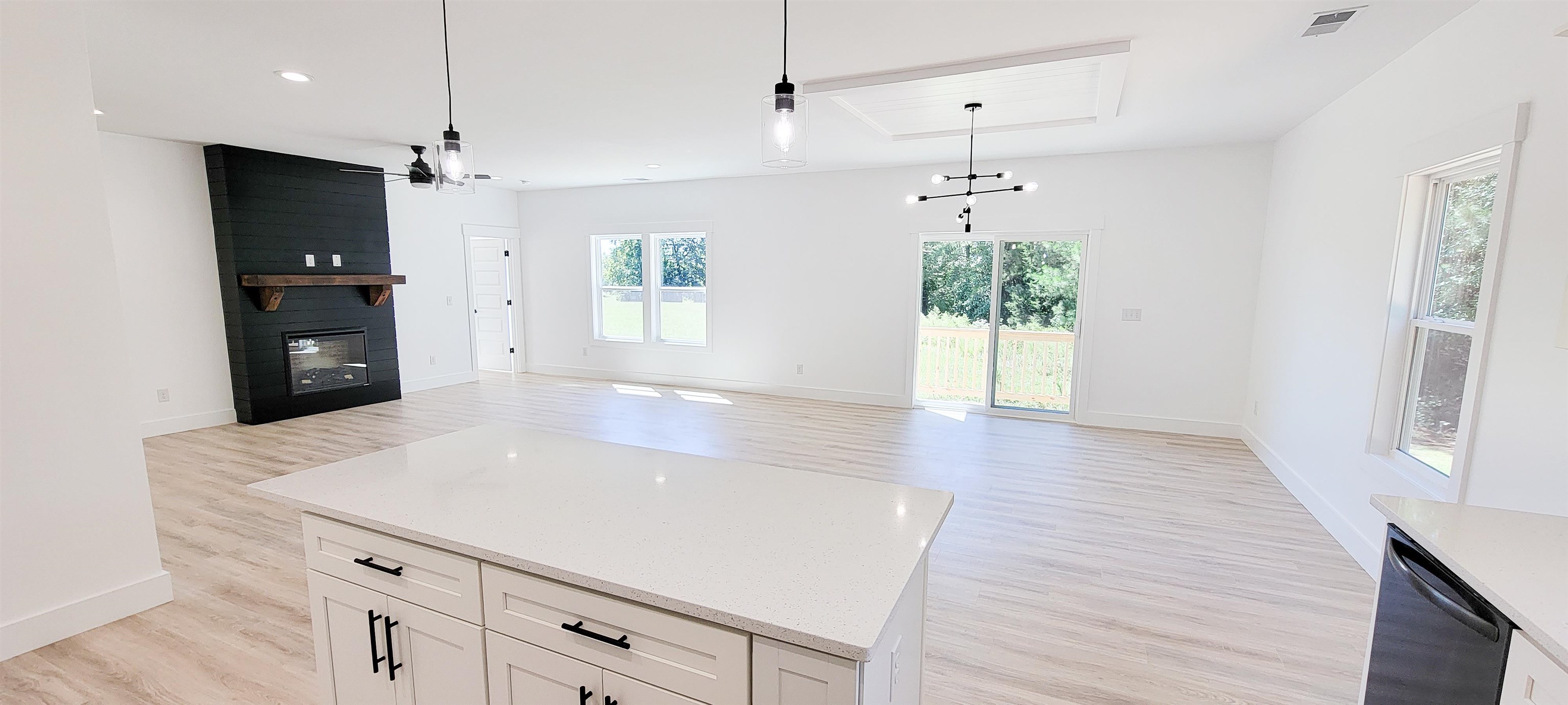 1780 Davis Road Woodruff, SC 29388 - Photo 22 of 31