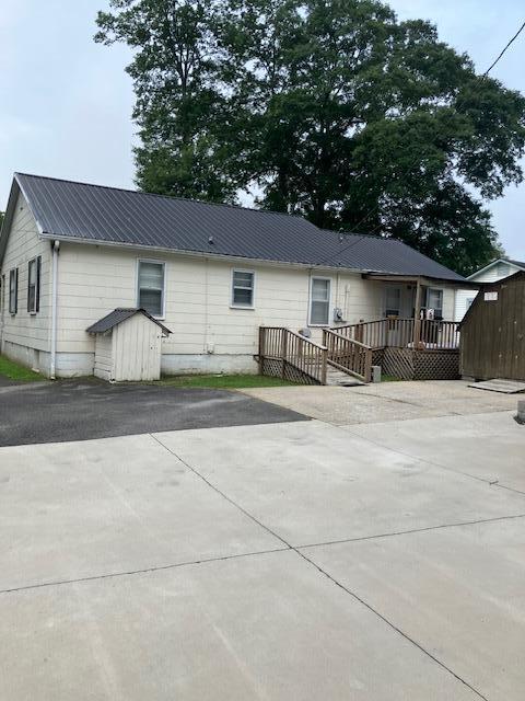 206 West 2nd Street Jasper, TN 37347 - Photo 2 of 3 206 W 2nd St 2