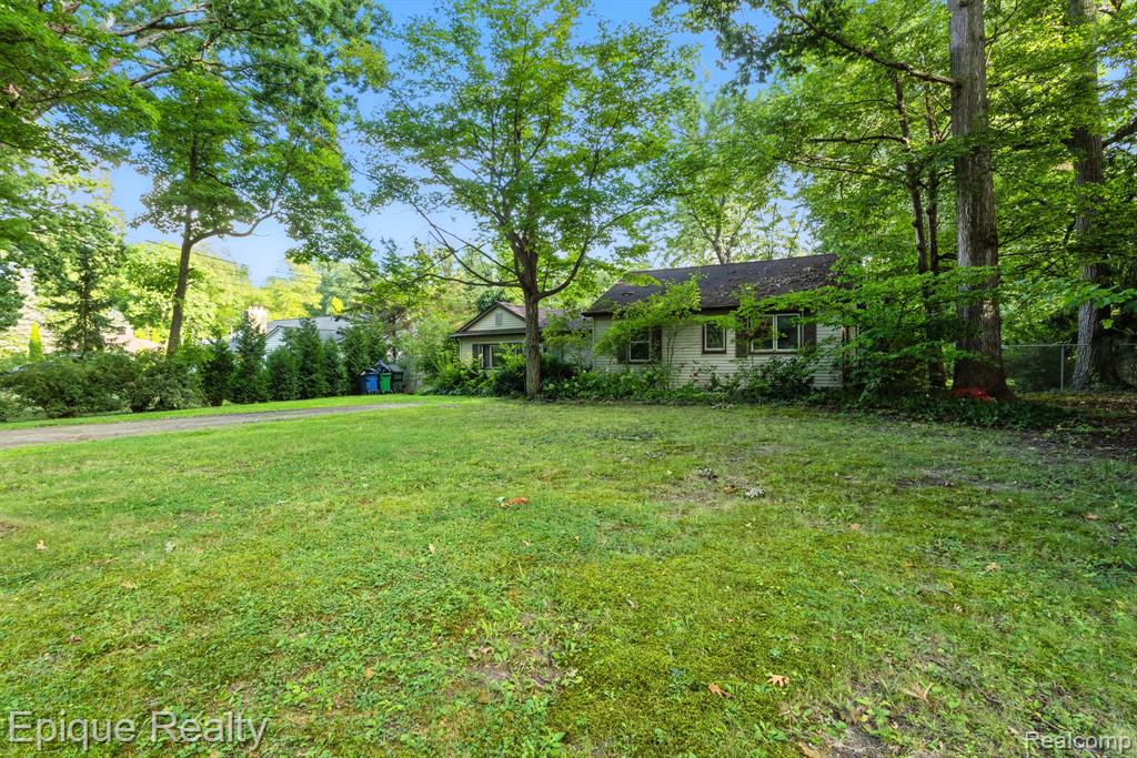 3480 Hazelton Avenue Rochester Hills, MI 48307 - Photo 5 of 20
