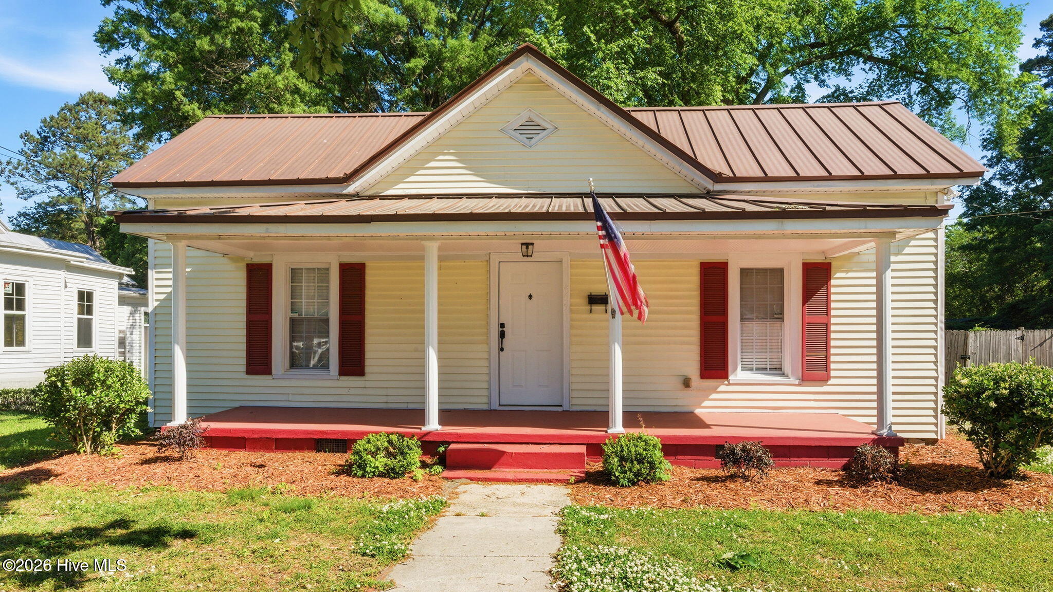 465 West 3rd Street Ayden, NC 28513 - Photo 1 of 42 2-web-or-mls-465 Third St-2