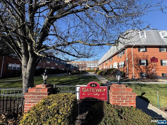 $220,000 | 25 River Road, Unit 18, Nutley, NJ 07110