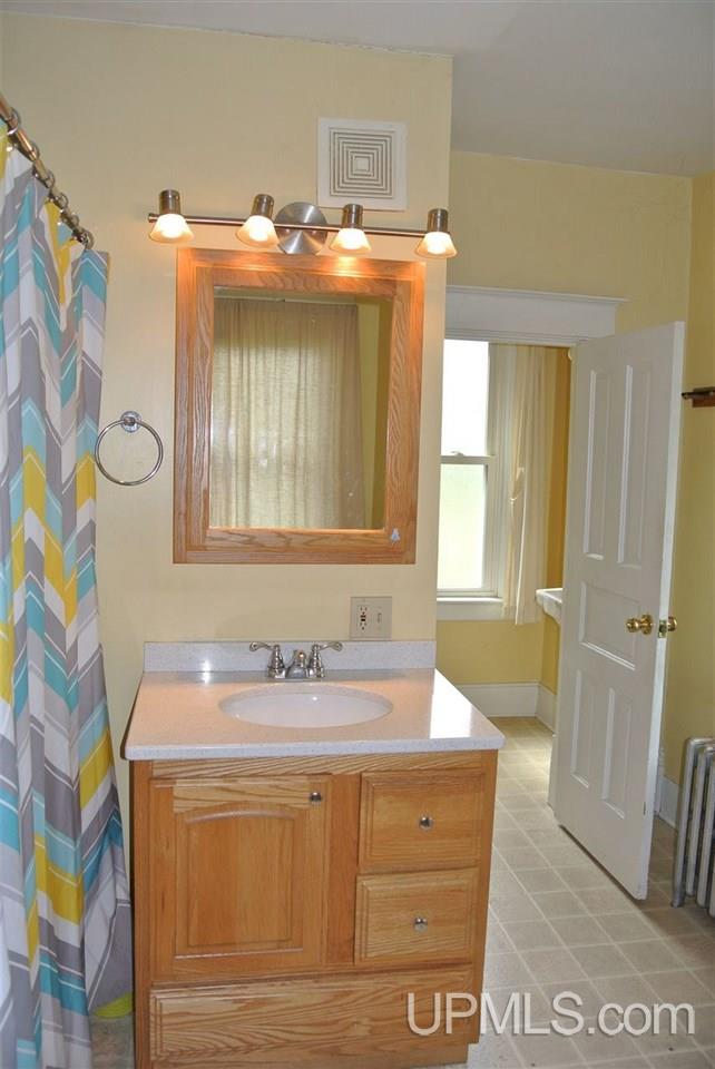 255 Silver Street Ishpeming, MI 49849 - Photo 11 of 23 Gallery Image 11