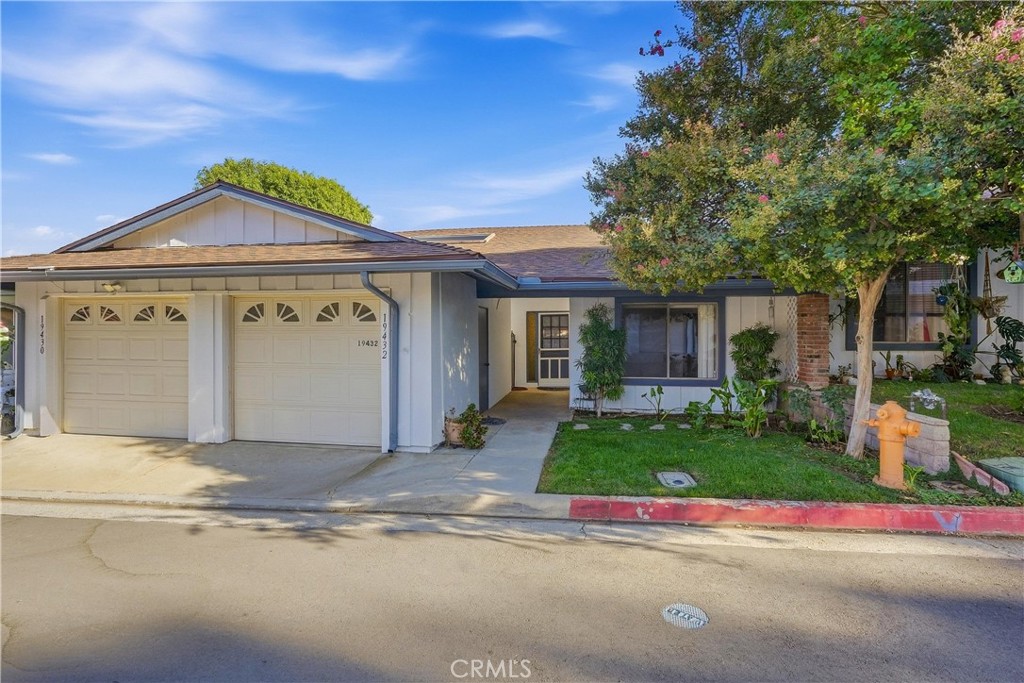 19432 Oak Crossing Road Newhall, CA 91321 - Photo 1 of 18 Gallery Image 1