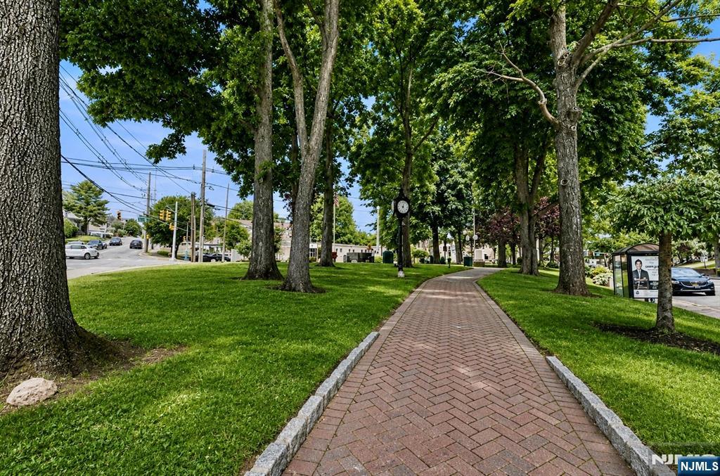 180 Edgewater Road Cliffside Park, NJ 07010 - Photo 14 of 17