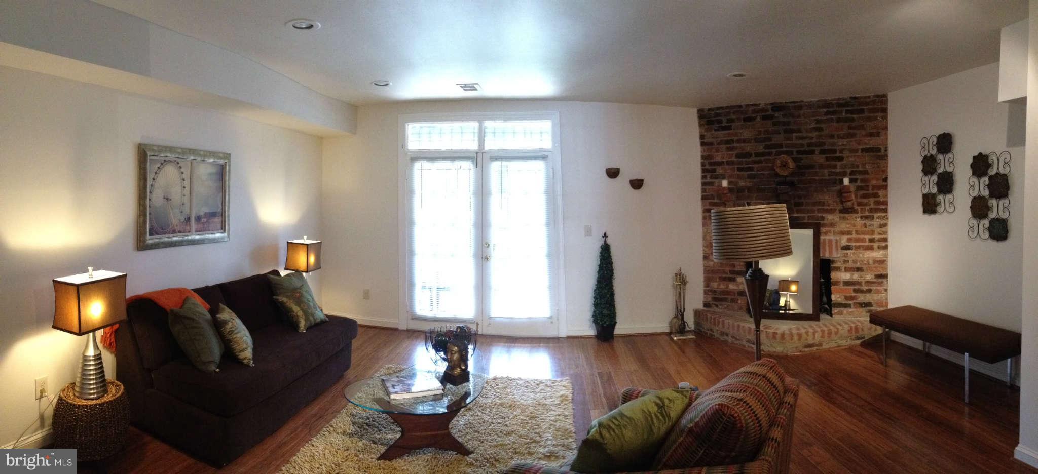 1215 Carrollsburg Place Southwest Washington, DC 20024 - Photo 3 of 15 Living Room