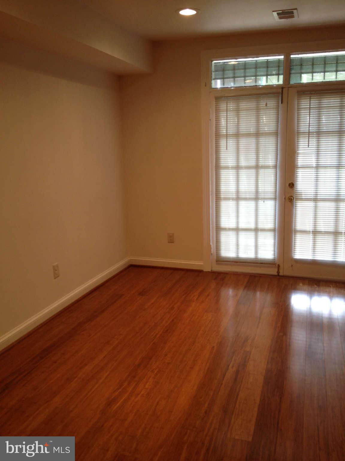 1215 Carrollsburg Place Southwest Washington, DC 20024 - Photo 6 of 15 Interior (General)