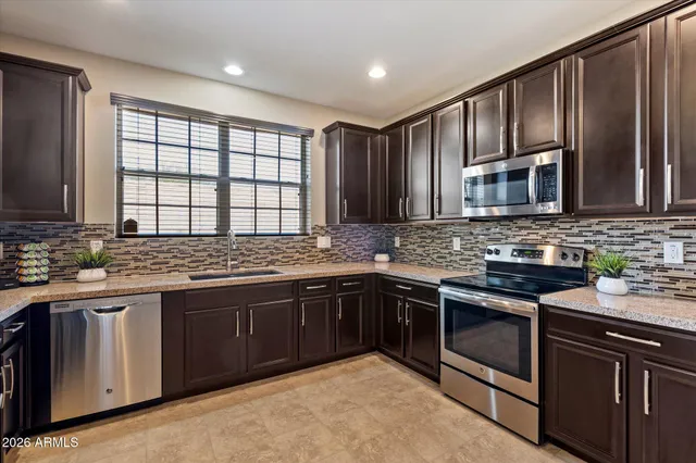 $2,250 | 12468 West Hummingbird Terrace, Peoria, AZ 85383