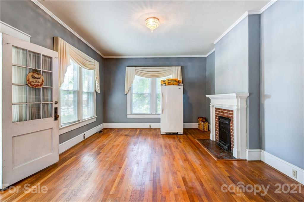 207 Walnut Street Chester, SC 29706 - Photo 4 of 24 Gallery Image 4